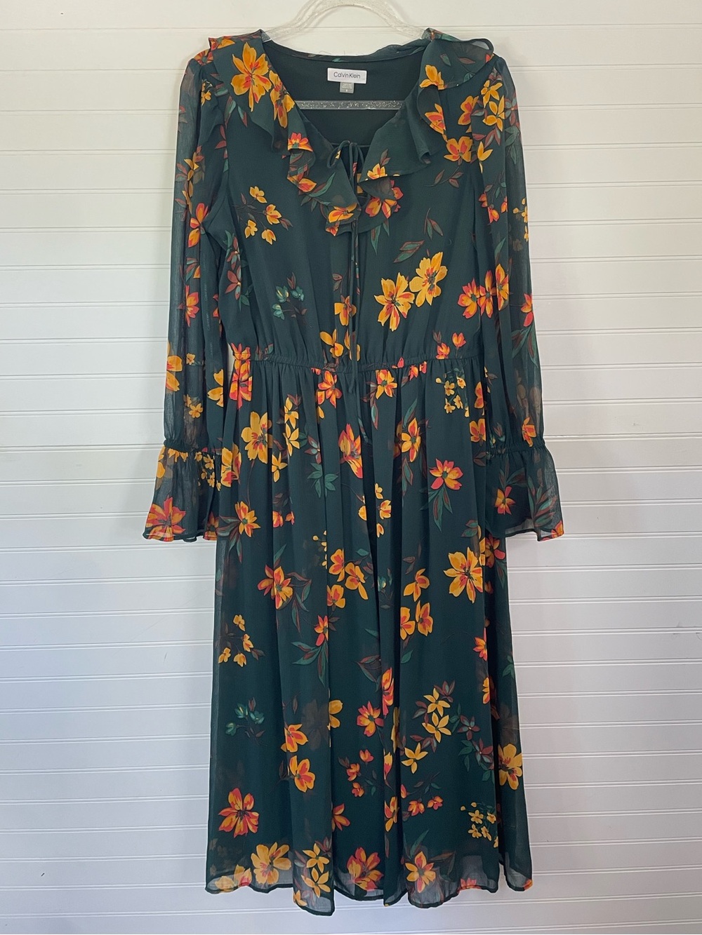 Calvin Klein Green Yellow Floral Midi Dress Size 8 Ruffle V Neck Long Sleeve